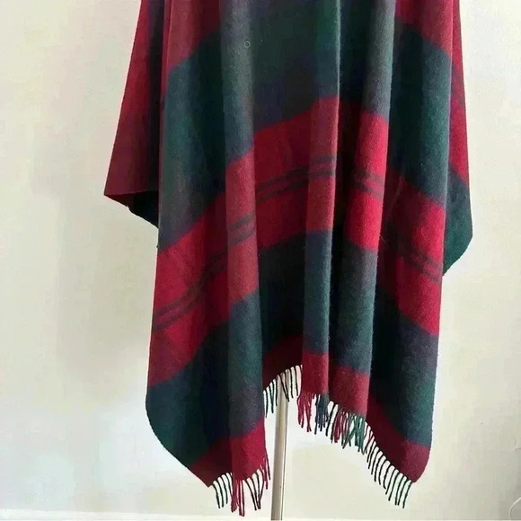 Johnstons Of Elgin Cashmere+ Wool Plaid Poncho One Size - Picture 6 of 13